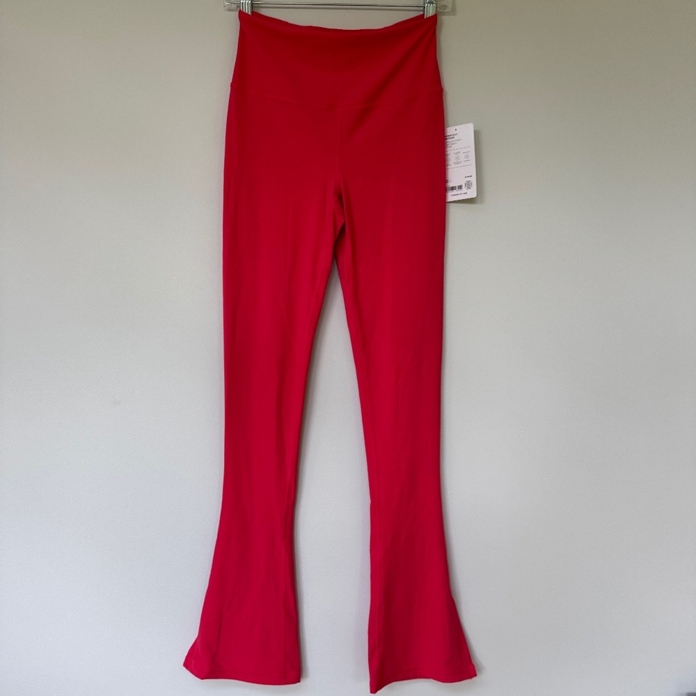ATHLETA  elation split slim flare . MED/TALL
